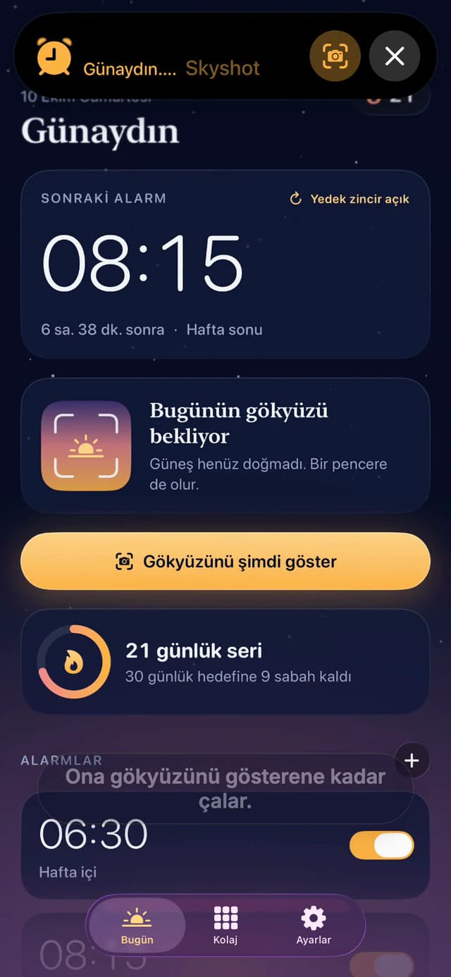 Skyshot ana ekranının üzerinde çalan alarm ve Gökyüzünü şimdi göster düğmesi